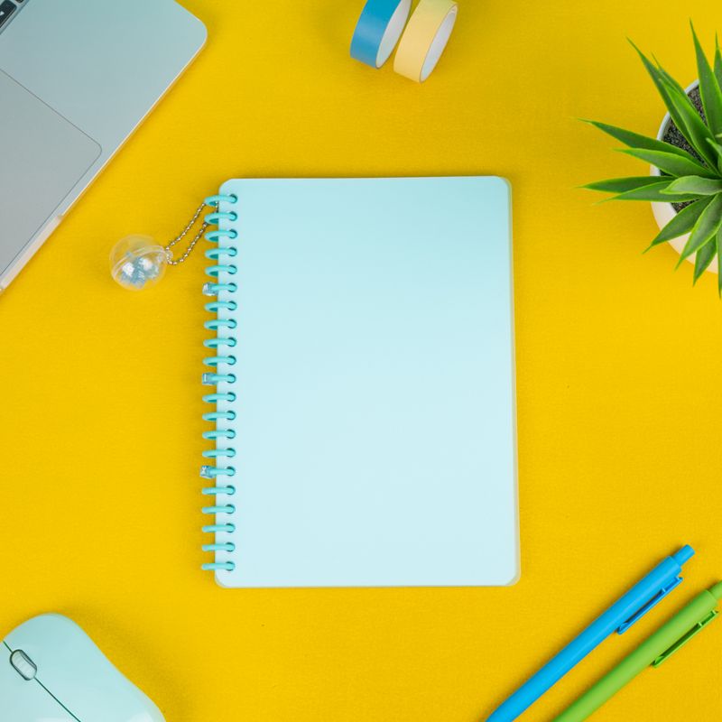 Cuaderno-Liso-De-Espiral-MINISO-Cian-8-10331