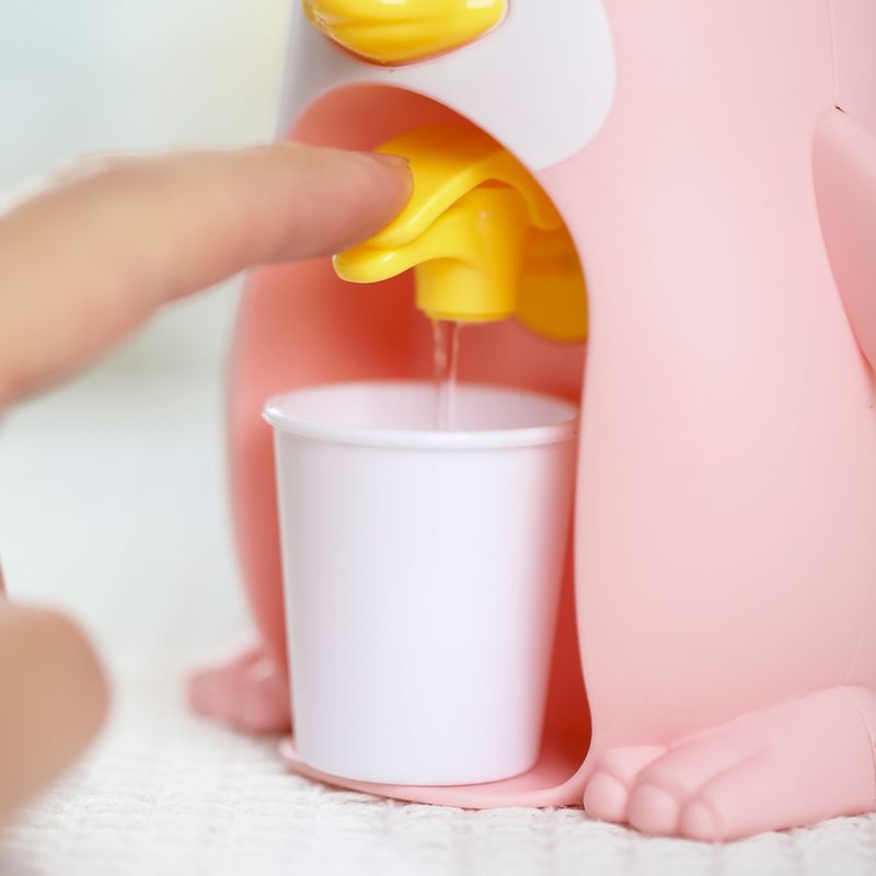 Mini-Dispensador-De-Agua-Sra-Miniso-Pl-stico-Rosa-13x22-5-cm-3-11097