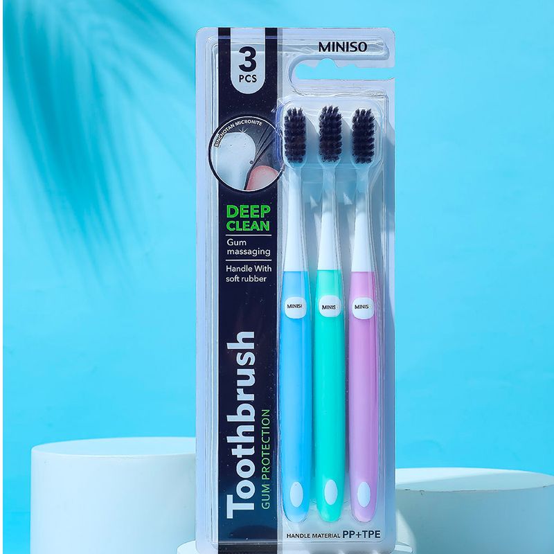 Paquete-De-Cepillos-Dentales-De-Cerdas-Suaves-De-Carbon-Multicolor-3Pzas-5-4110