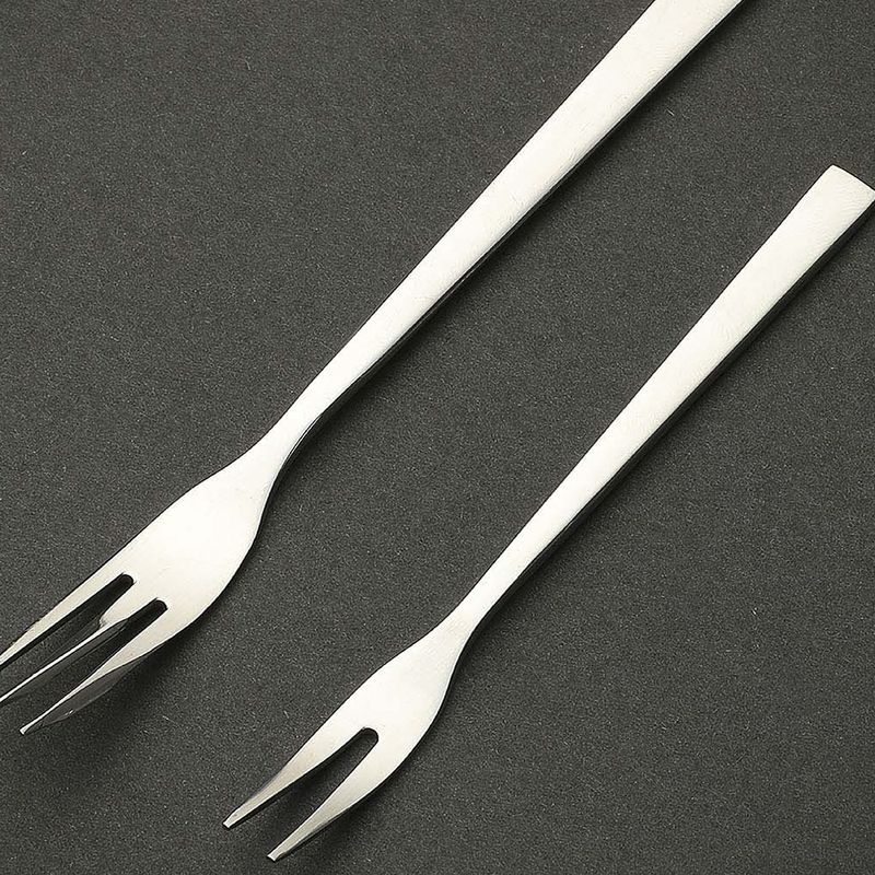 Tenedor-Para-Postre-De-Acero-Inoxidable-Gris-Metalico-MINISO-5-21