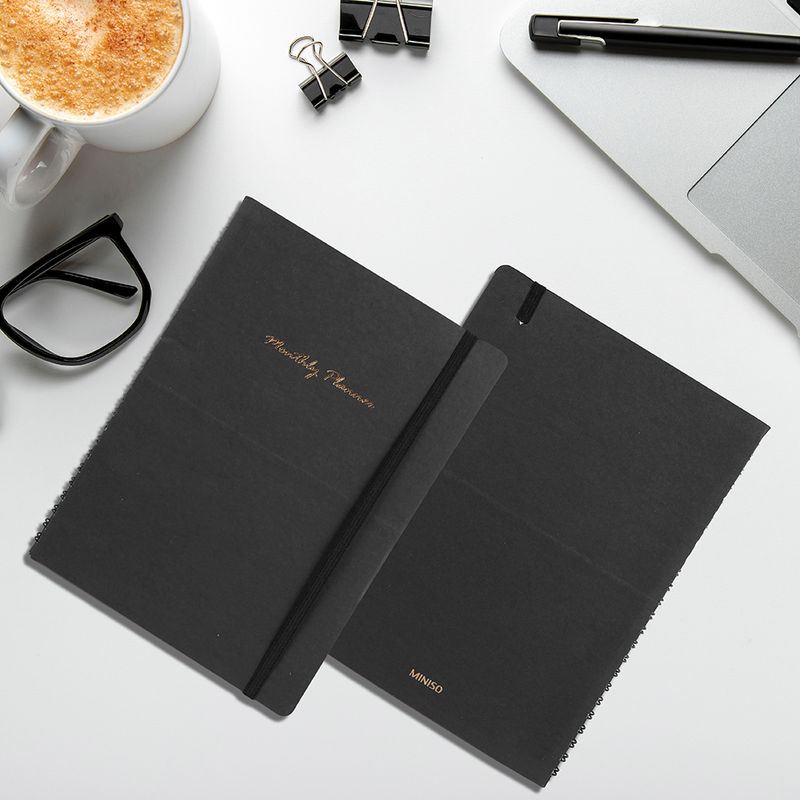 CUADERNO-DE-ESPIRAL-CON-PLAN-MENSUAL-NEGRO-80-HOJAS-2-7414