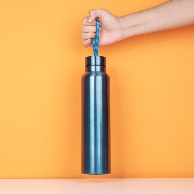 Termo-De-Acero-Inoxidable-Con-Correa-Para-Deportes-MINISO-Acero-inoxidable-Azul-950-ml-8-10395