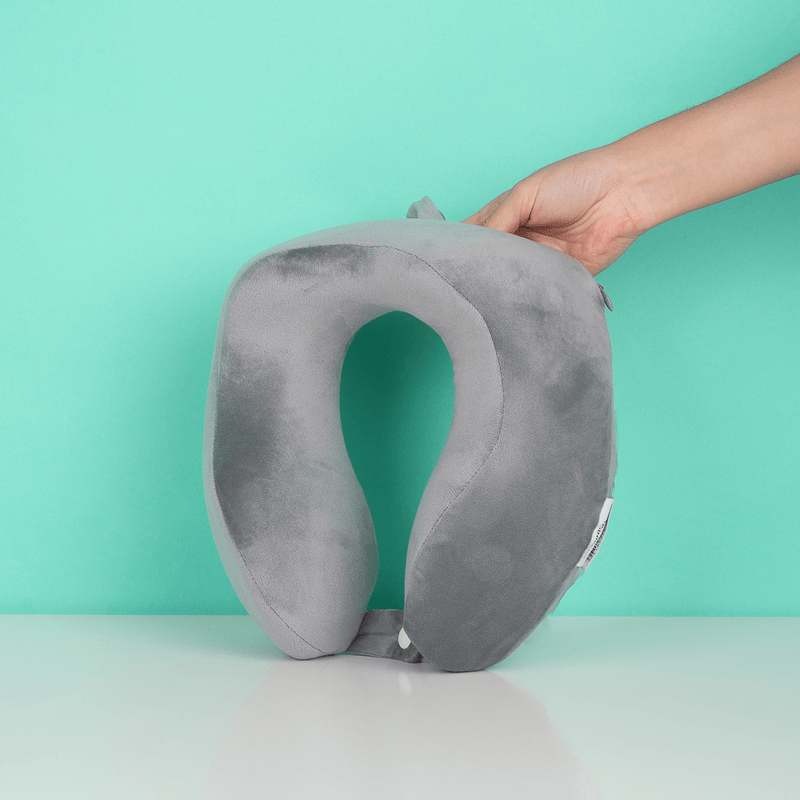 Almohada-De-Viaje-Miniso-Con-Bordes-Levantados-Memory-Foam-Gris-24x27-cm-7-15790