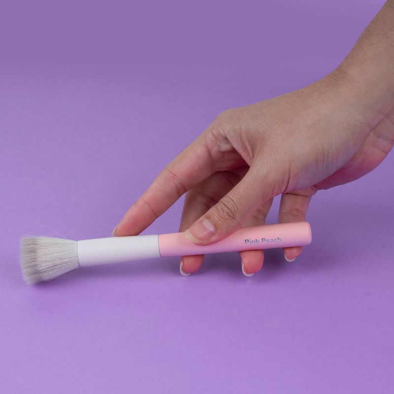 Brocha-De-Maquillaje-Miniso-Con-Borde-Plano-Rosa-2-21473