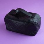 Cosmetiquera-Miniso-Acolchada-Con-Asa-Negro-Miniso-Con-Asa-Sint-tica-Negra-6-21742