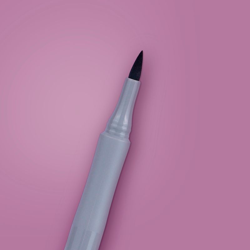 L-piz-Delineador-Para-Ojos-Negro-2-1027