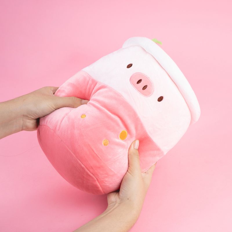 Peluche-Miniso-Cerdita-Gigi-Malteada-De-Fresa-Felpa-Rosa-2-25226