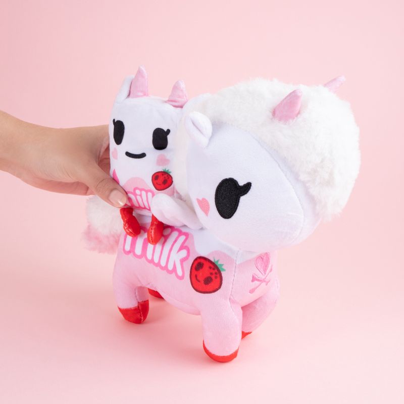 Peluche-TOKIDOKI-Leche-De-Fresa-Felpa-Blanco-2-26148