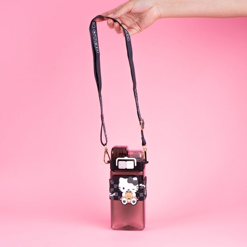 Cilindro-Con-Correa-Y-Doble-Pivote-Sanrio-Hello-Kitty-Trit-n-Negro-520-ml-2-26102