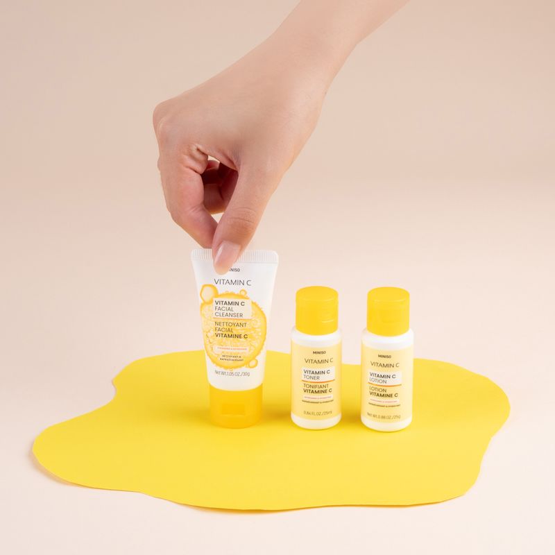 Kit-Cuidado-Facial-Vitamina-C-3-Piezas-2-26678