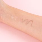 L-piz-Delineador-Liquido-Para-Ojos-Doble-Punta-Champagne-Gold-0-2-gr-0-35-ml-2-26818