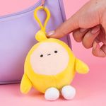 Llavero-EGG-PARTY-Yeggy-Felpa-Amarillo-2-24796