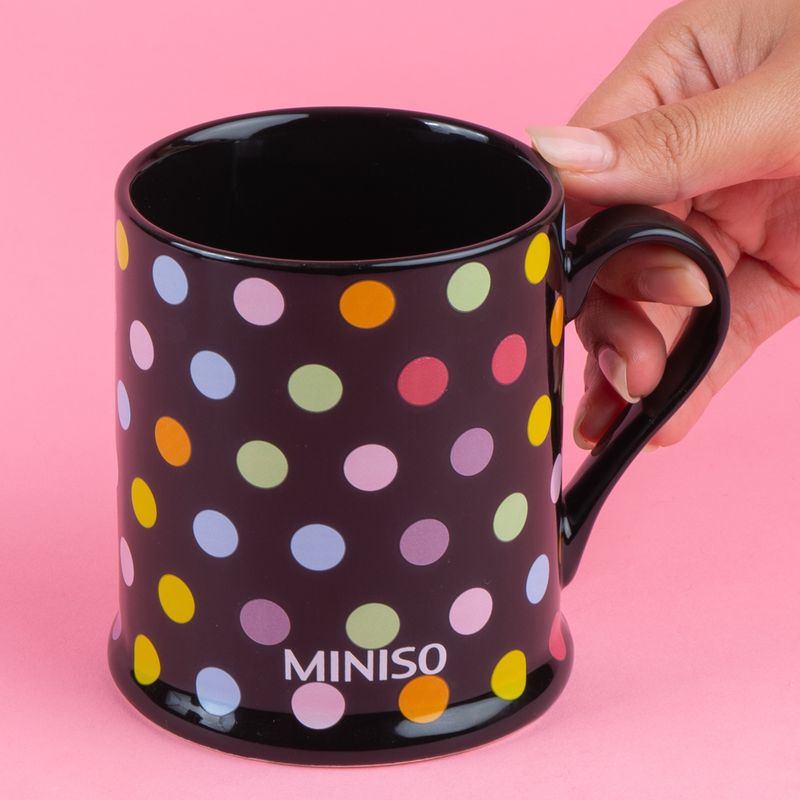 Taza-MINISO-Estampado-De-Lunares-Cer-mica-Negra-2-24894