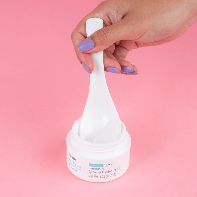 Crema-Facial-Hidratante-MINISO-Sensitive-50-gr-2-23777