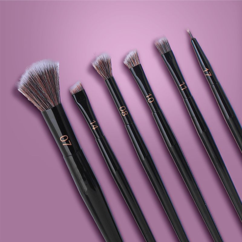Kit-Brochas-De-Maquillaje-Con-Cosmetiquera-Black-Gold-Sint-ticas-Negras-6-Piezas-2-28913