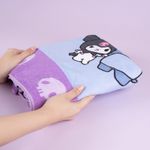 Toalla-De-Ba-o-Sanrio-Kuromi-Textil-Morada-152x76-cm-2-28972