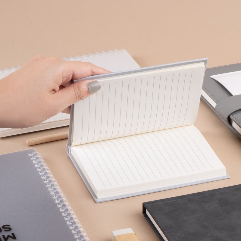 Libreta-Pasta-Dura-Silver-Gray-Gris-80-Hojas-2-29288