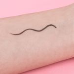 L-piz-Delineador-En-Gel-Negro-1-5-mm-0-5-ml-2-29846