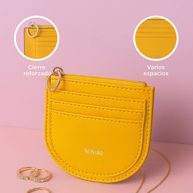 Monedero-Media-Luna-Sint-tico-Amarillo-13x10-cm-7-30267