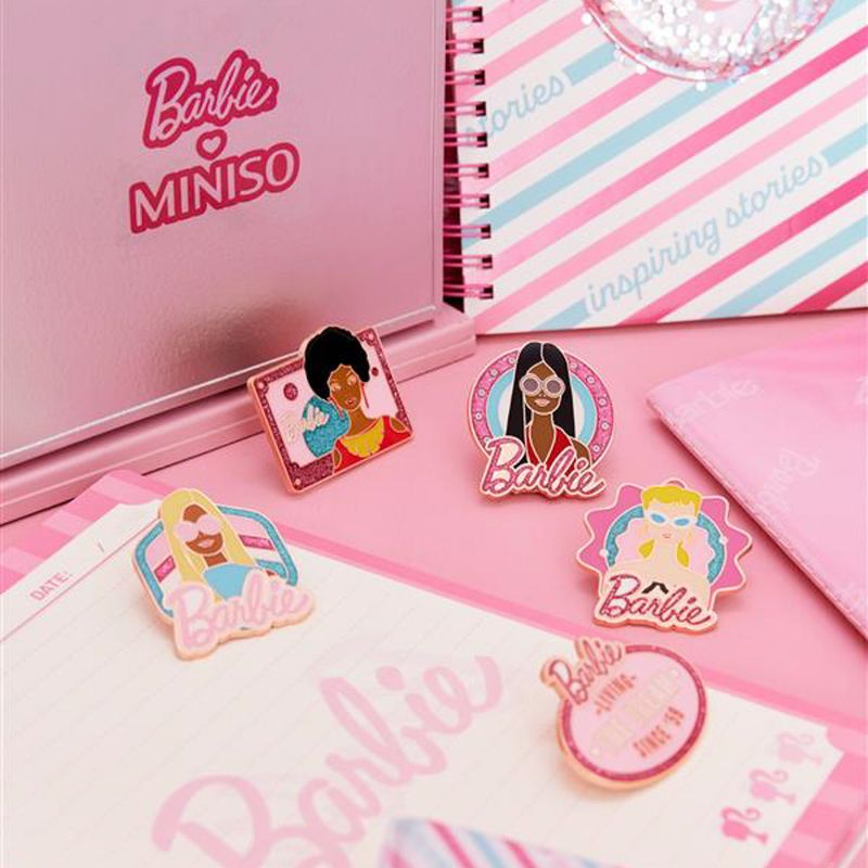 Pin-Decorativo-Barbie-Met-lico-Multicolor-2-30438