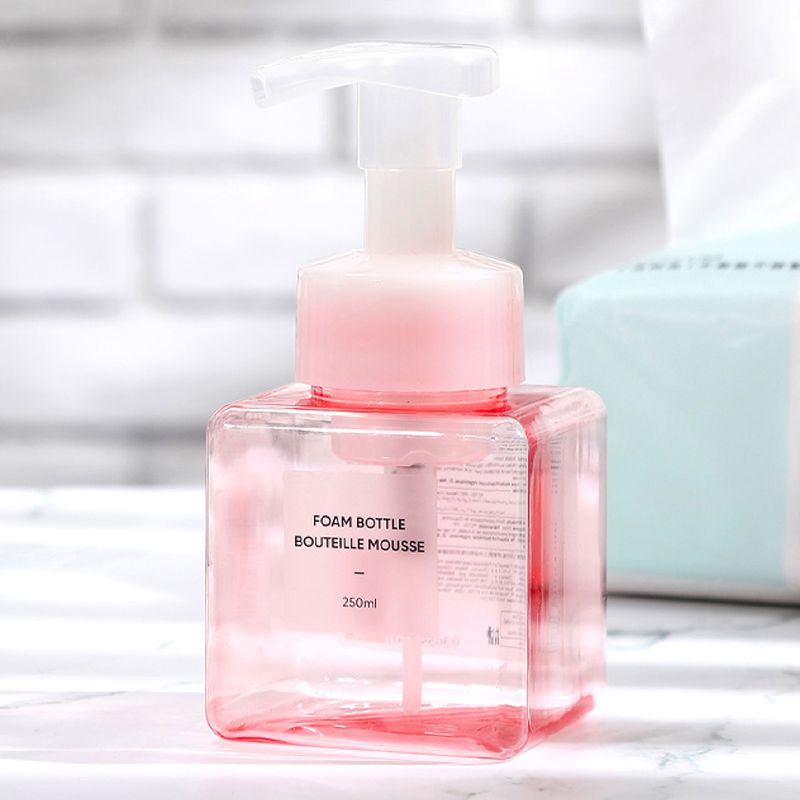 BOTELLA-DE-VIAJE-ROSA-250-ML-MINISO-2-1651