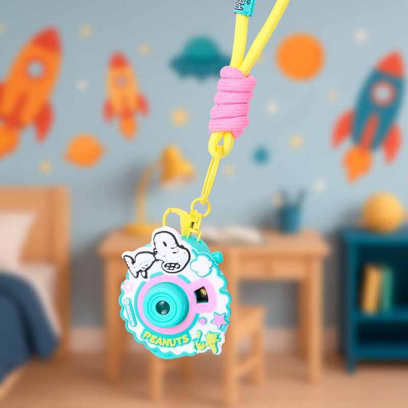 Llavero-Con-Luz-Snoopy-Vintage-Sint-tico-Multicolor-18-cm-Dise-o-De-C-mara-Fotogr-fica-2-31013