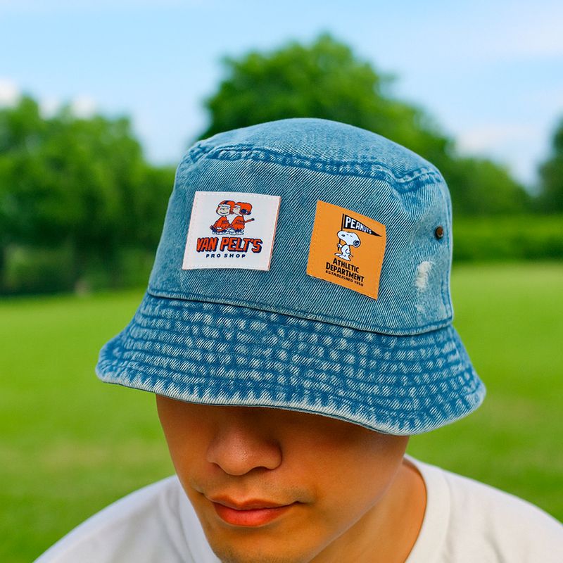 Sombrero-De-Copa-Snoopy-Con-Parches-Textil-Mezclilla-Unitalla-2-31231