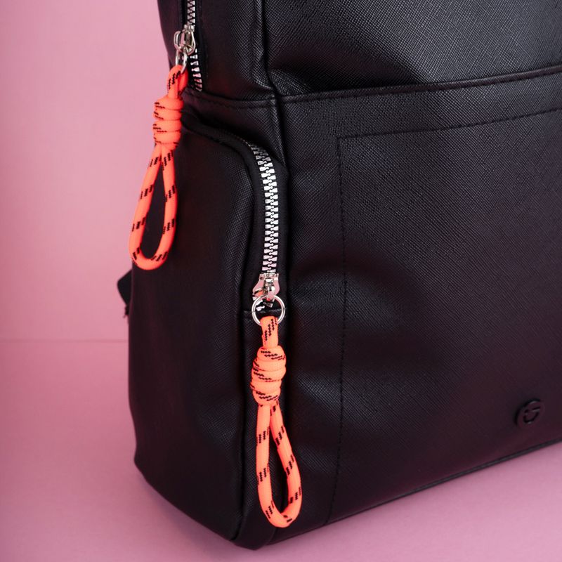 Mochila-Casual-Sint-tica-Negra-30x27x11-cm-3-31726