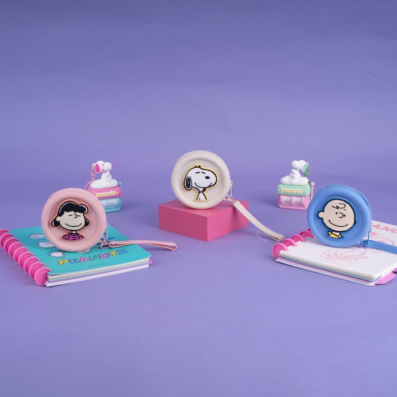 Monedero-Snoopy-Charlie-Brown-Silicona-Azul-9-8x2-8x9-cm-2-31963